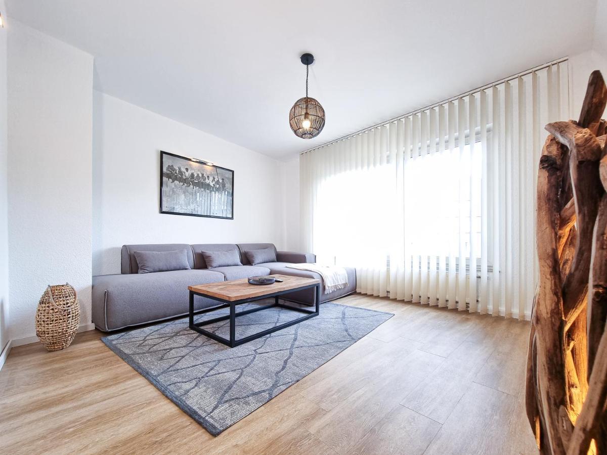 Alpha Apartment *